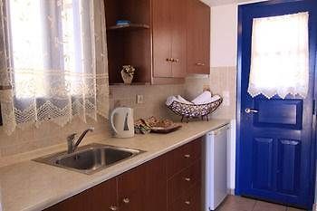 Nataly & Katrin Apartments إيميروفيغلي المظهر الخارجي الصورة